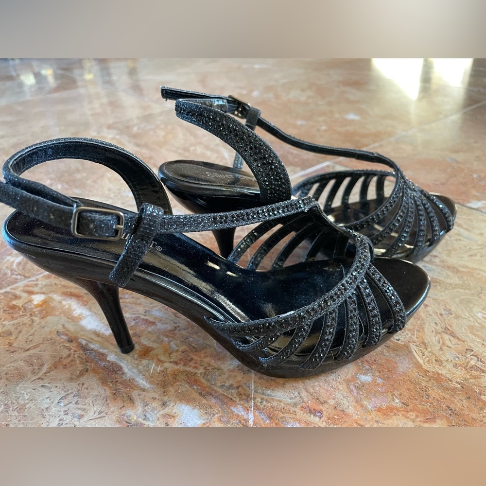 NEW Silver Slipper Women's Black Dressy Strapy Heel Sandals 7.5